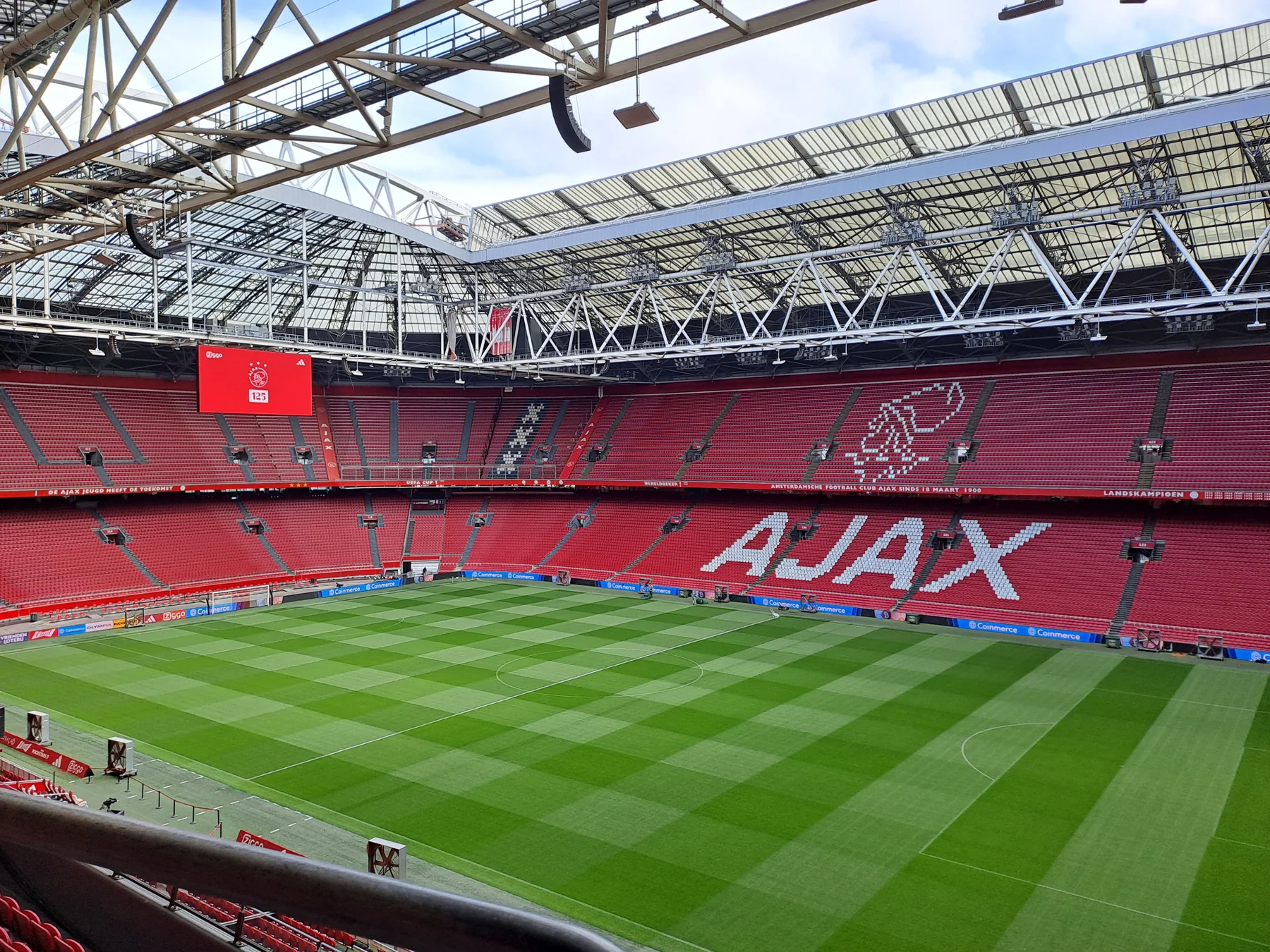 Mijn blik op het Ajax-stadion vanaf de tribune
